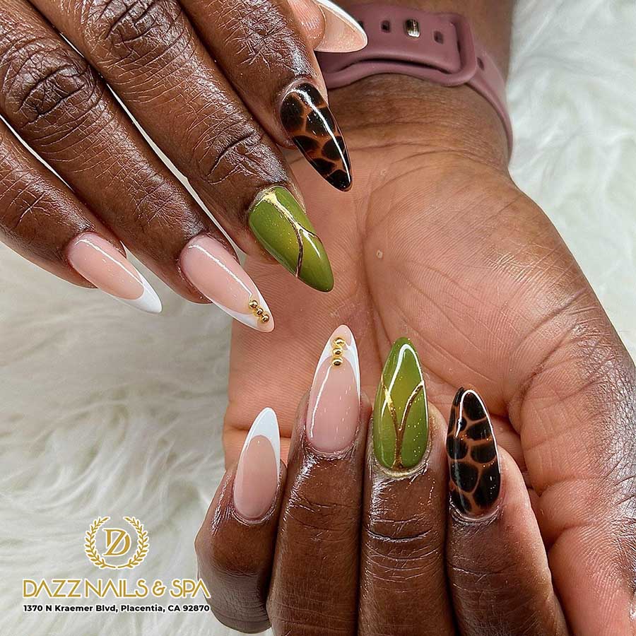 Top nail art